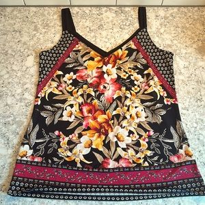 EUC White House Black Market Floral Cami • XS